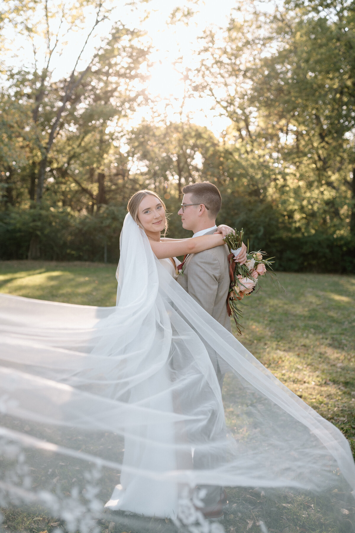 The-Smiths-Overland-Park-Wedding-458