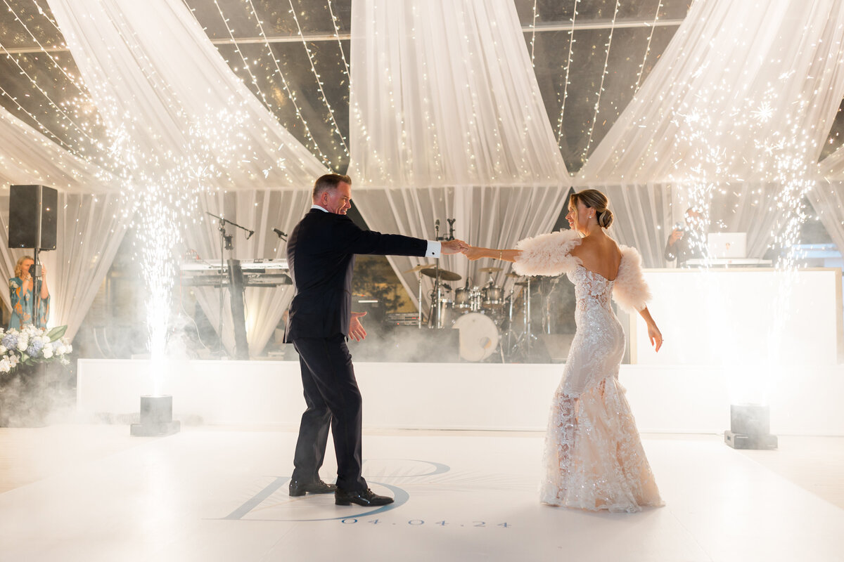 Hotel Bahama WeddingA5033