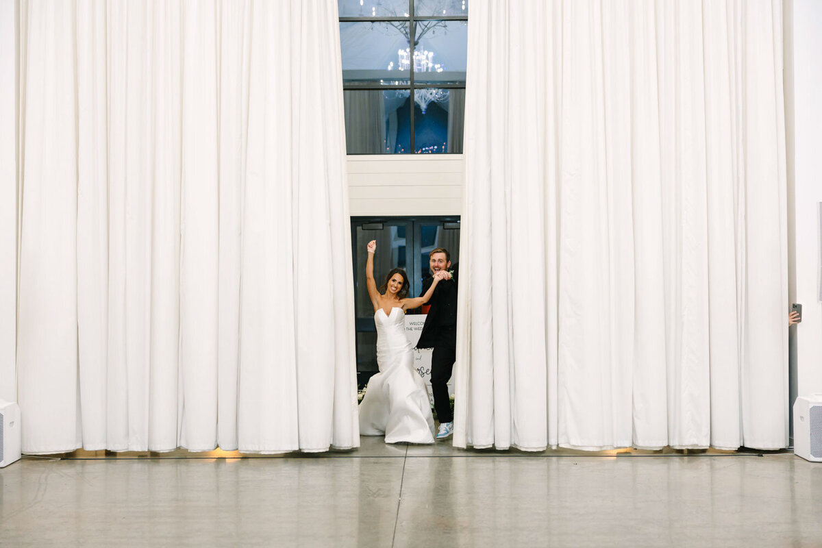 Sydney-and-Carsen-Luxury-wedding-in-Dallas-Texas-Bella-Vista-Wedding-Planning-039