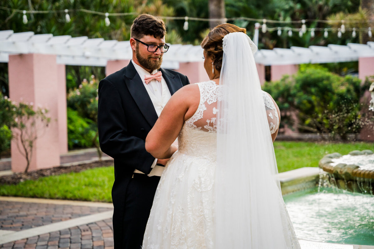 maddness-photo-vinoy-elopement-stpete-florida-chantilly-chic-celebrations-11