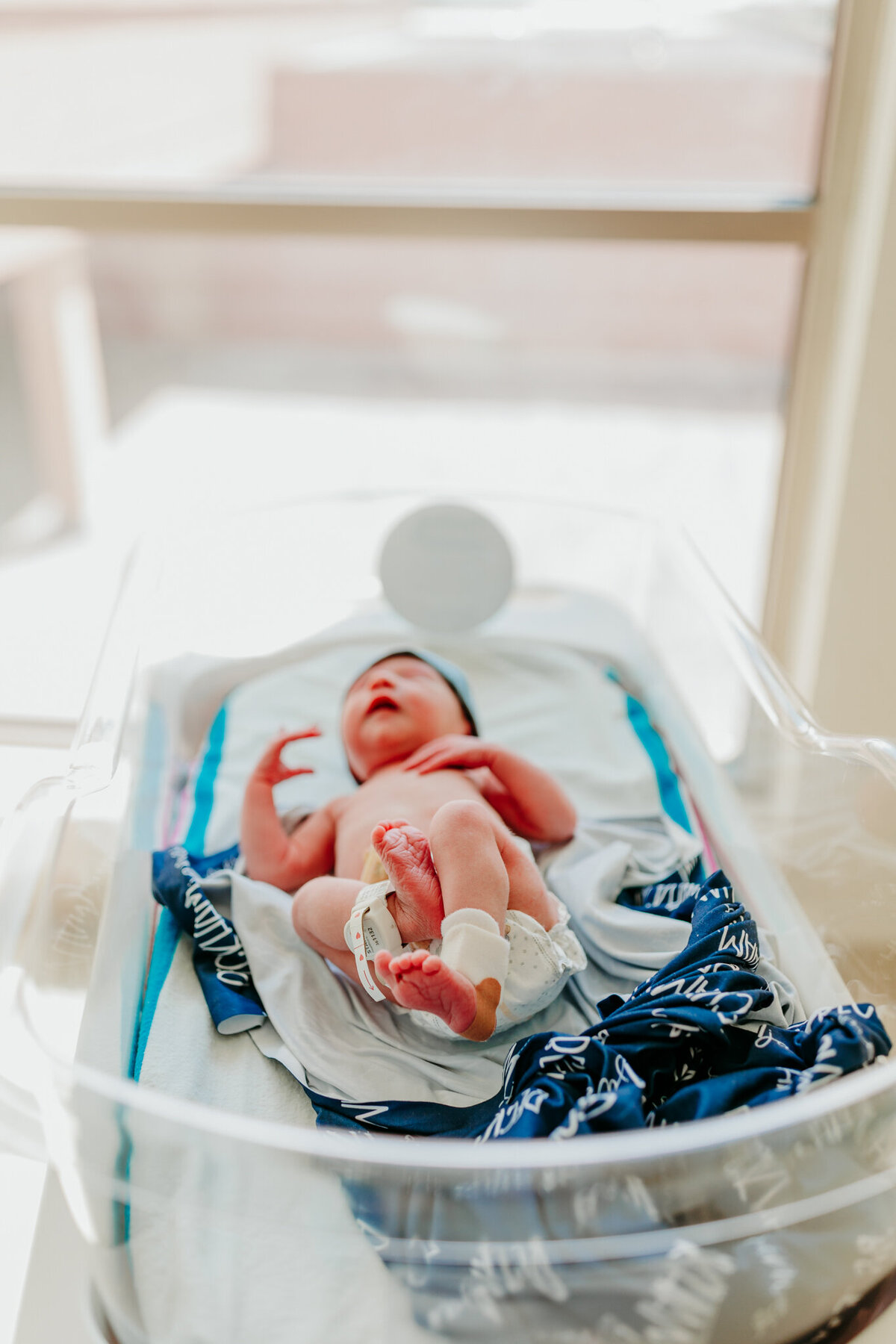 best NWA fresh 48 photography, fresh 48 photography near me, baby photographer NWA