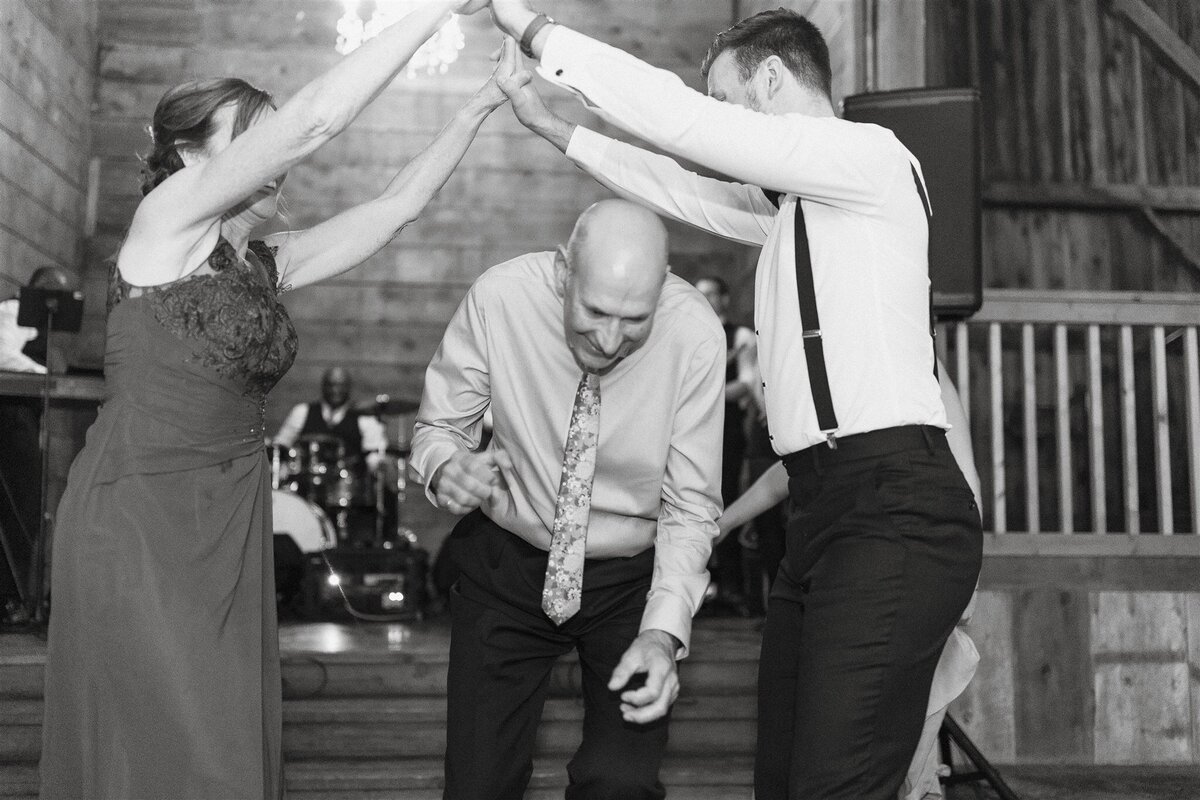 1071-2024-Loren_Tyler_Married_G_Gause_Photo