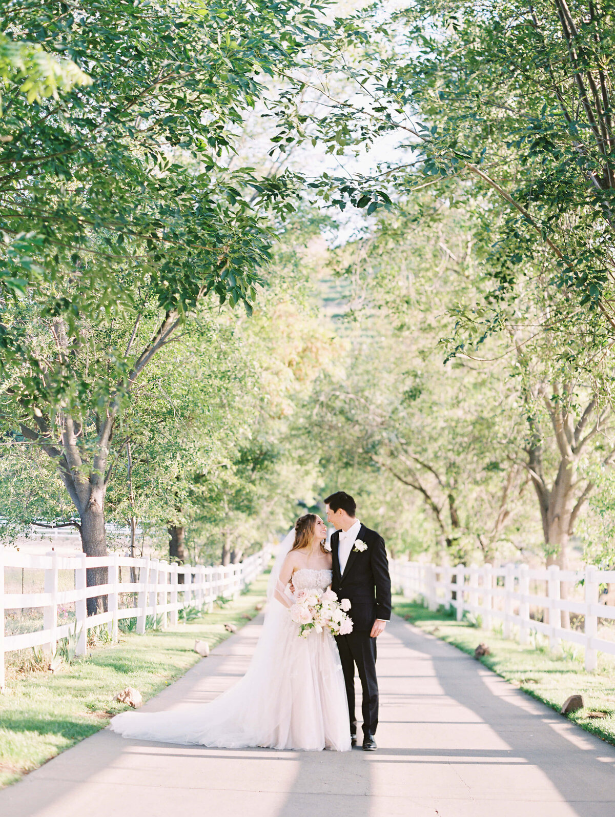 Lisa-Leanne-Photography_Saddlerock-Ranch-Wedding_Malibu-Wedding_Southern-California-Wedding-Photographer_42