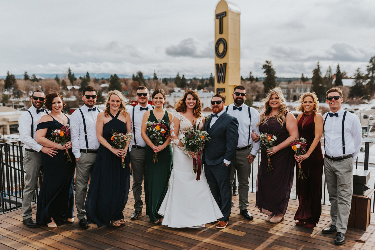 meredith_sands_wedding_photographer_bend_oregon_tower_theater_mcmenamins_-4