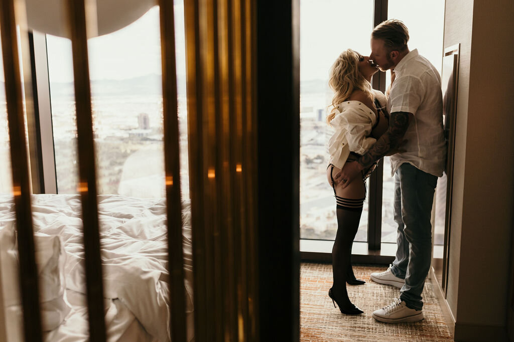 CourtneyAllisonBoudoir-Winter+Casey-10