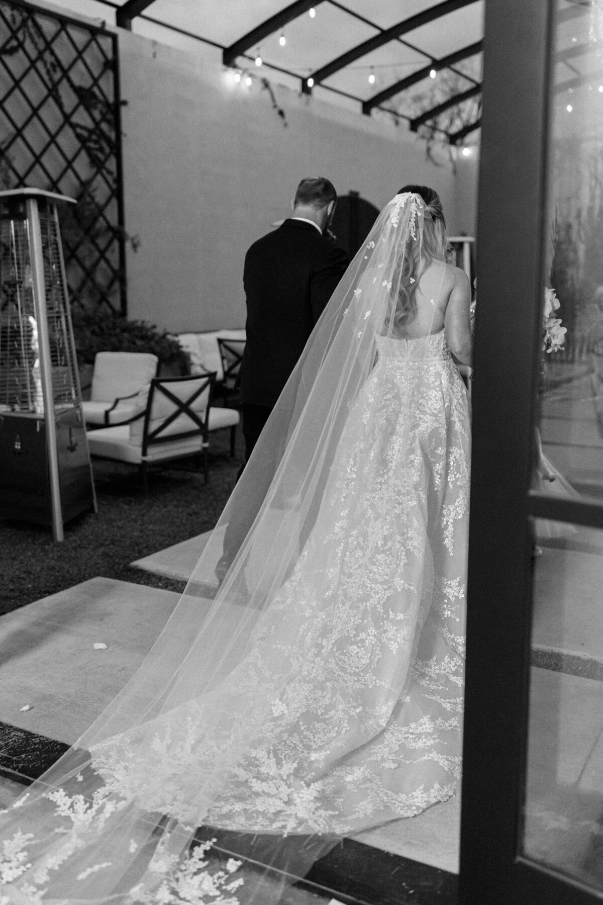 Lindsey-and-Justin-Wedding-Emily-Nicole-Photo-818
