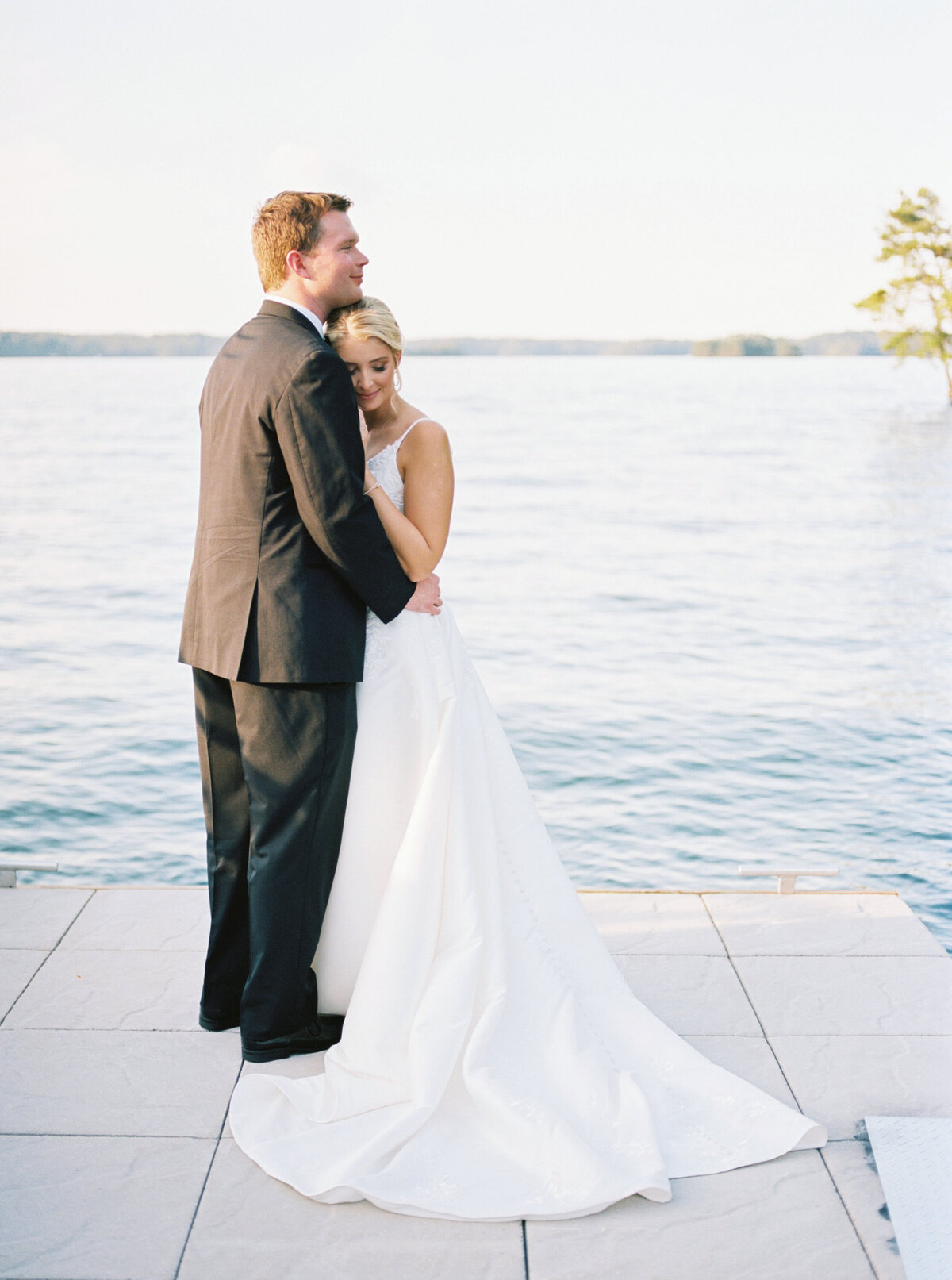 Lizzie Baker Photo _ Sara & Michael _ Lake Lanier Wedding _ Atlanta Hybrid Photographer _ Atlanta Wedding Photographer-703