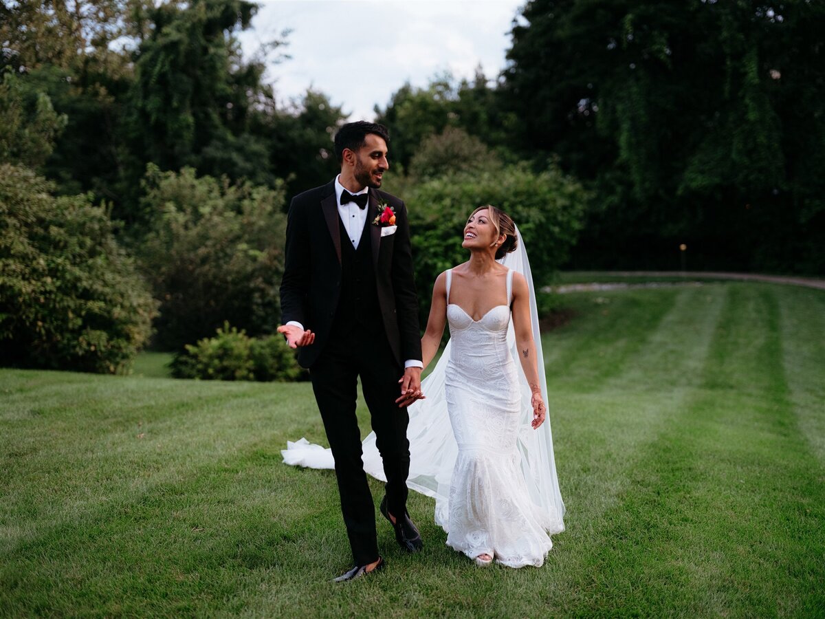 Suneet+Kirstie_Previews_0184