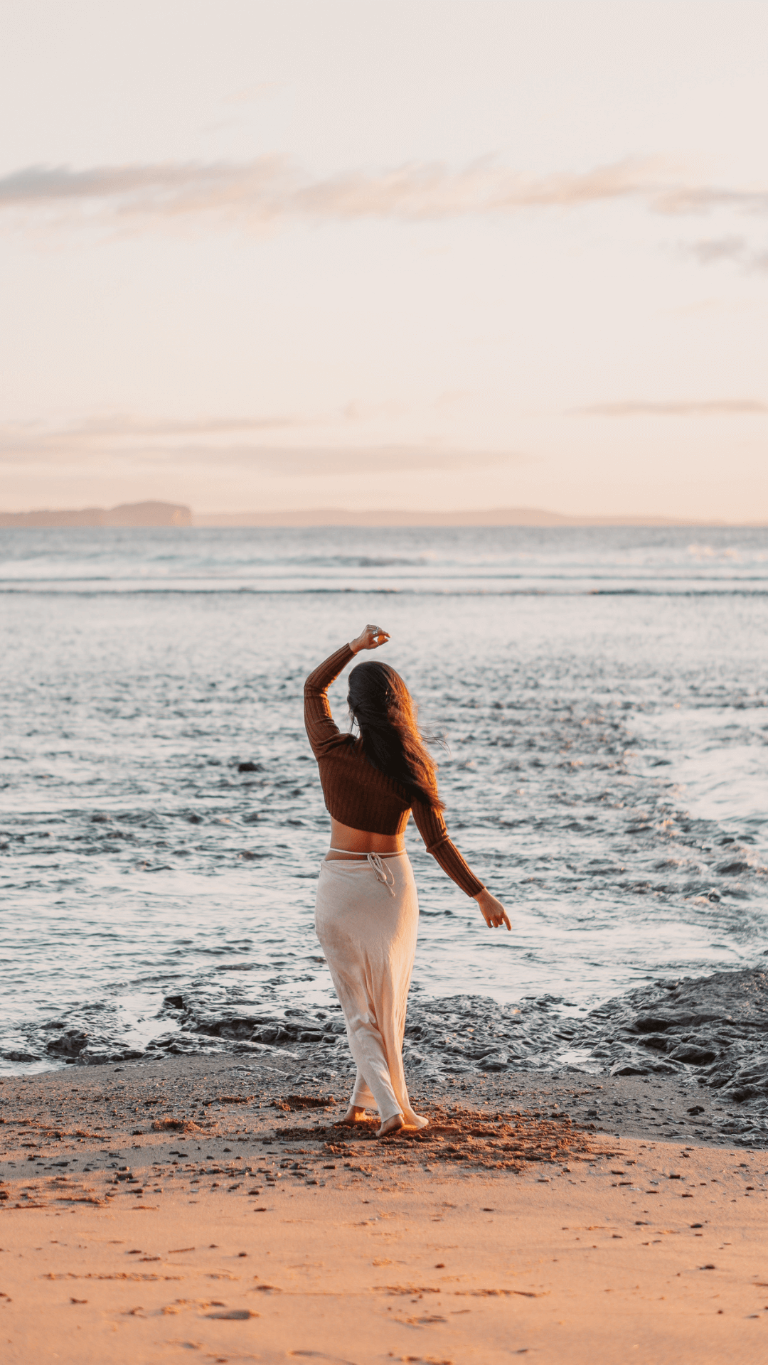 Lailla-beach-yoga-photography-australia-14