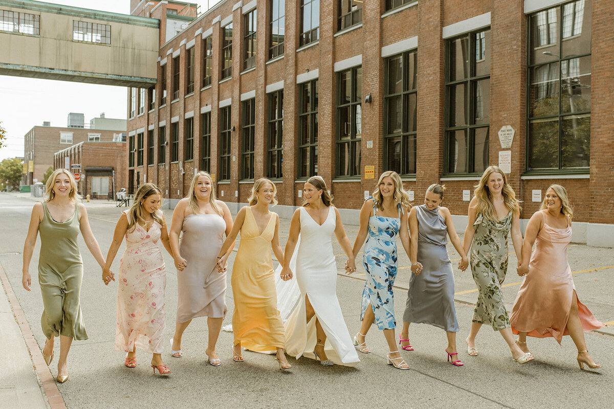 a-toronto1912-wedding-getting-ready-lovt-studio-the-symes-