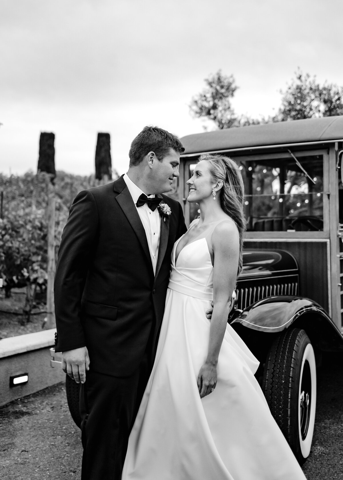 09172022_Hannah+JeremyWedding_ViansaSonomaCA_AnjaJensenPhotography-1022