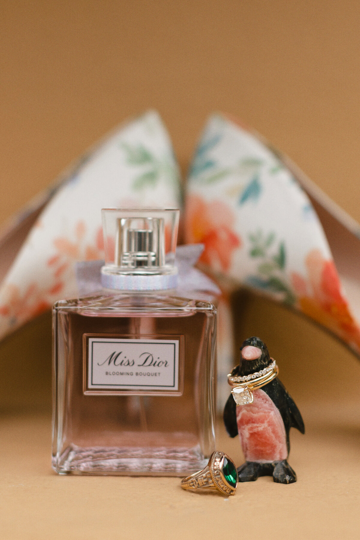 haley-robbie-details-oliveandoath-53