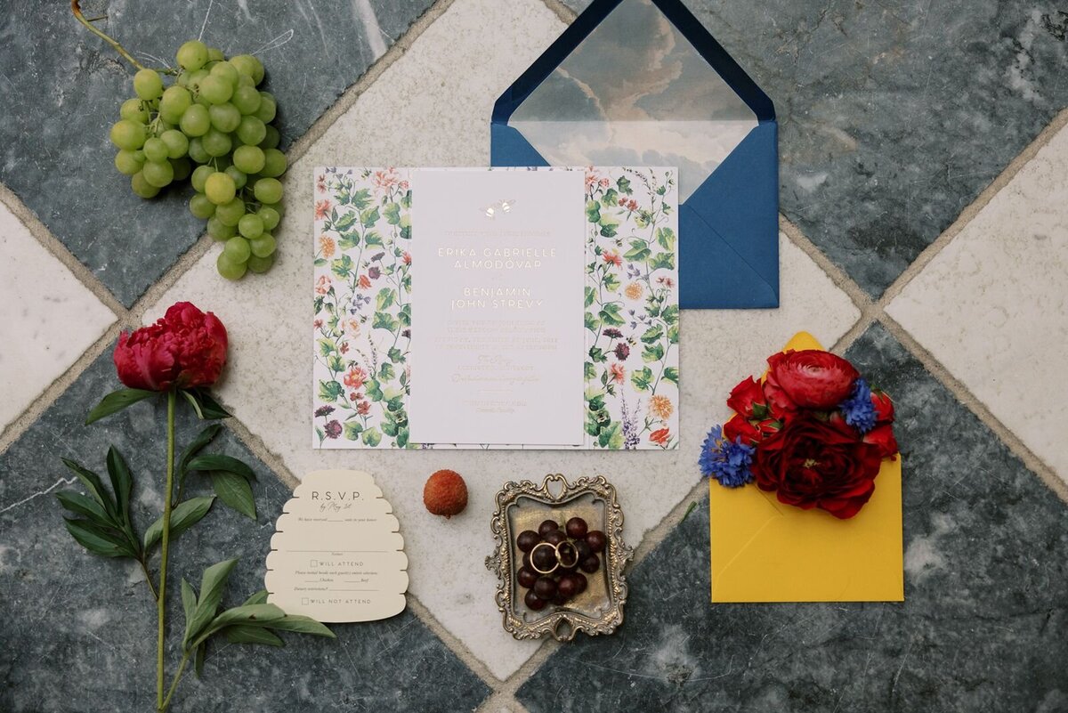 Wedding-Invitation-Apiary-Bee