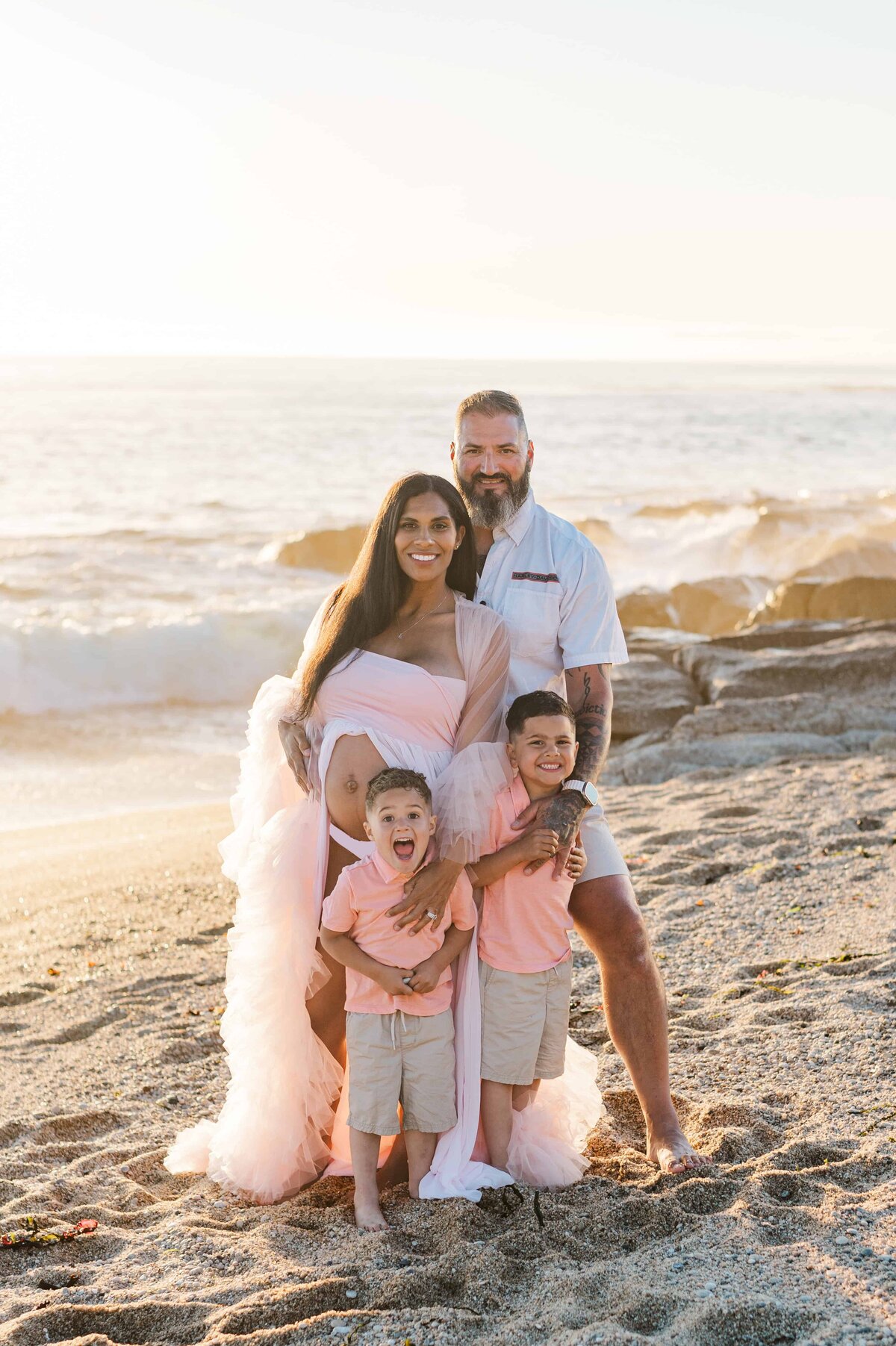 K Williams - Maternity - Eye Level Lens - 04.24-64