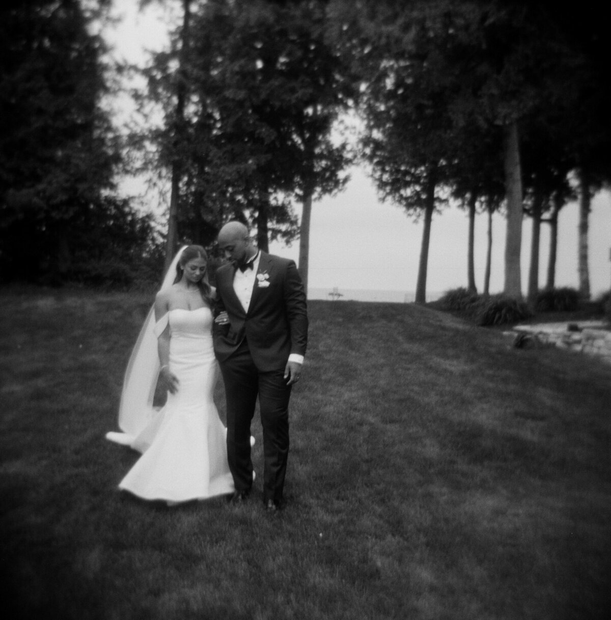Real-Genuine-Wedding-Moments-Lance-Nicoll-19