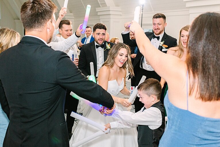 etre-farms-st-joseph-michigan-wedding-photographer_0041