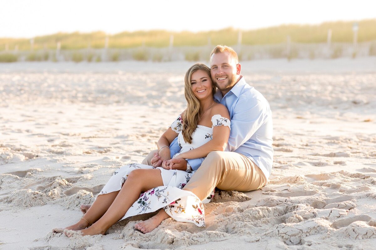 new-jersey-engaged-couple-beach