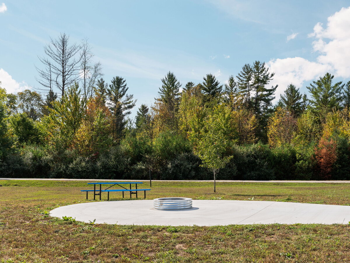 99-web-or-mls-A7403576