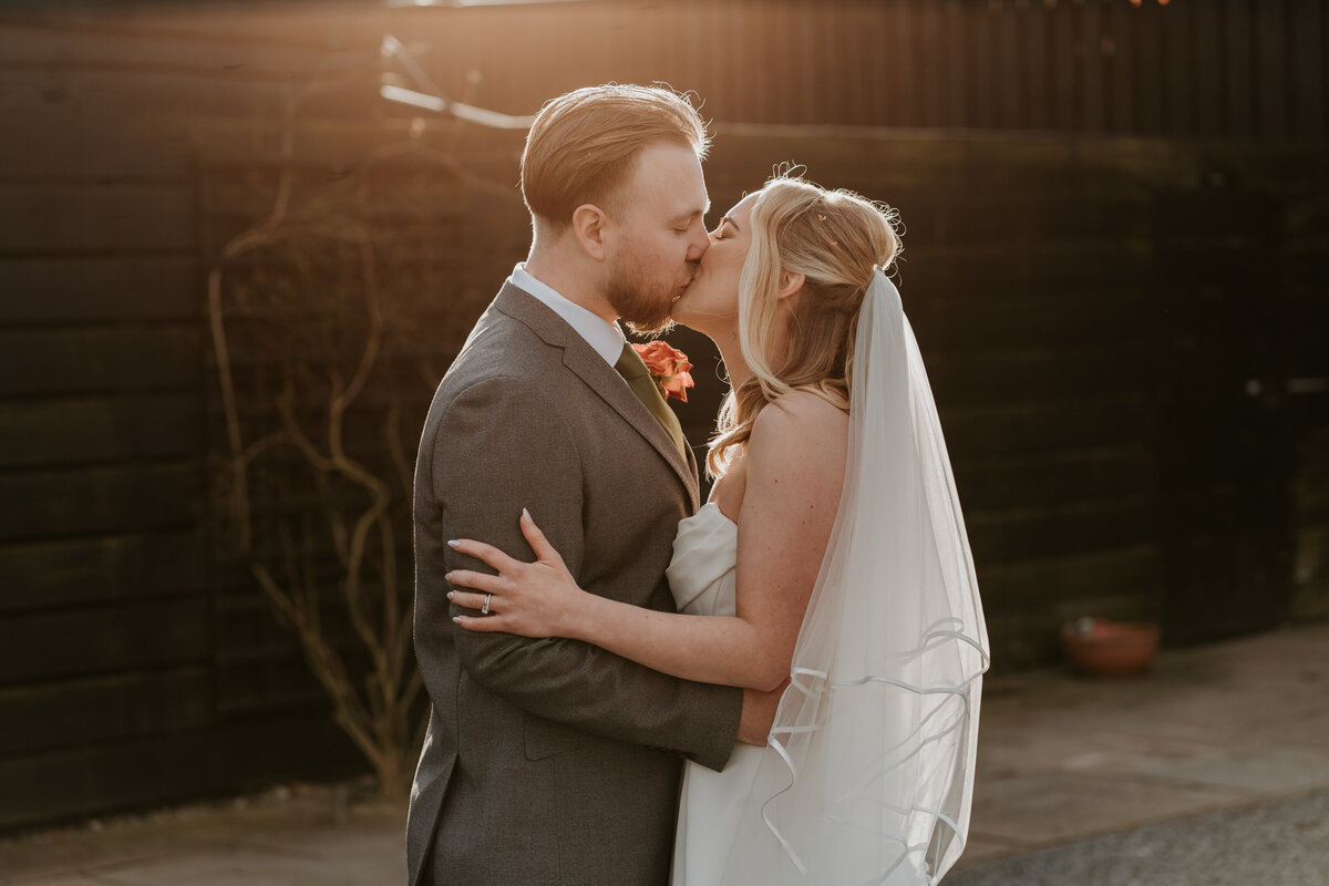 GraceDovePhotography_Charlotte&JoshuaWedding_Couple-Portraits-42