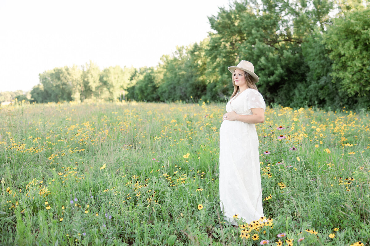 Sioux Falls Maternity Photographer