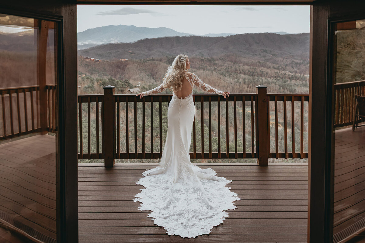 Jewel-Harry-Adventure-Wedding-The-Magnolia-Venue-Pigeon-Forge-TN-20245