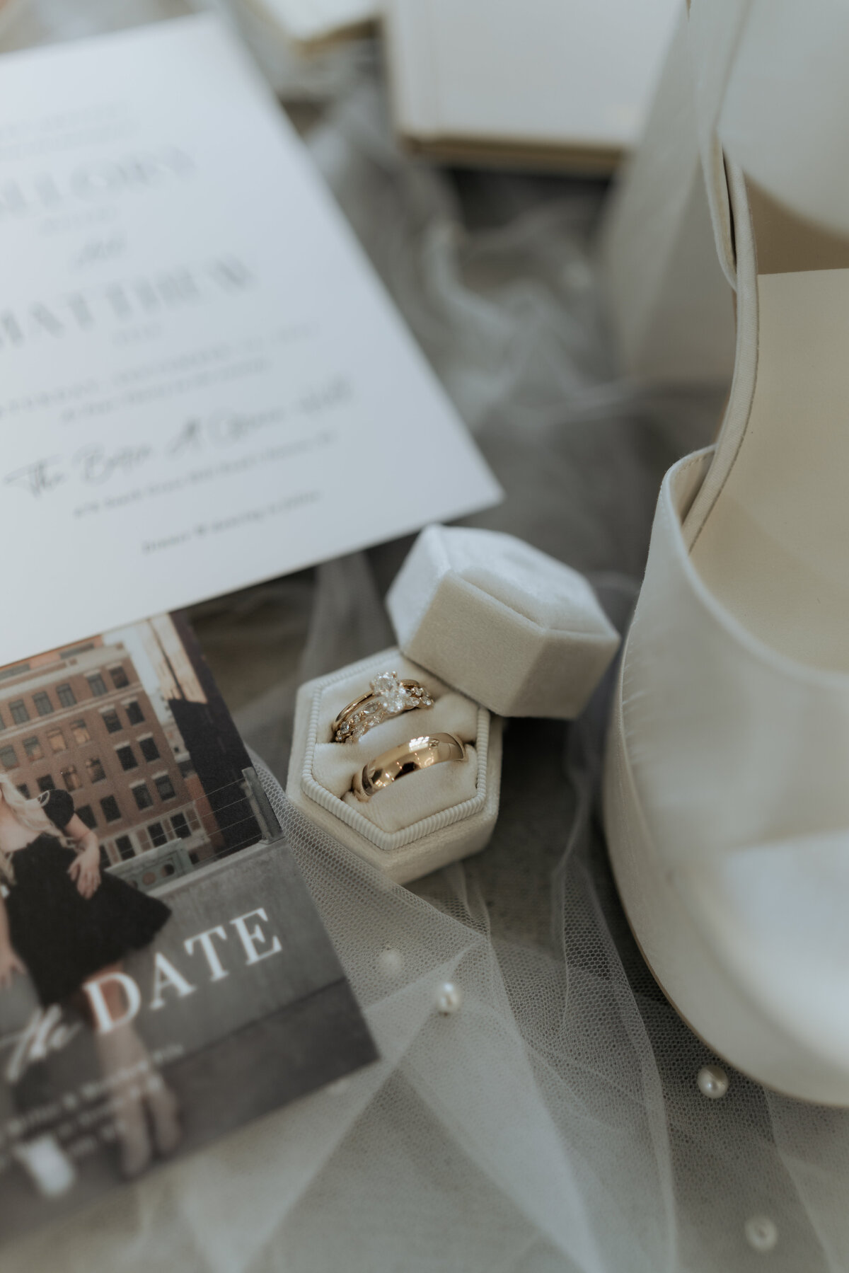 pile-wedding-9