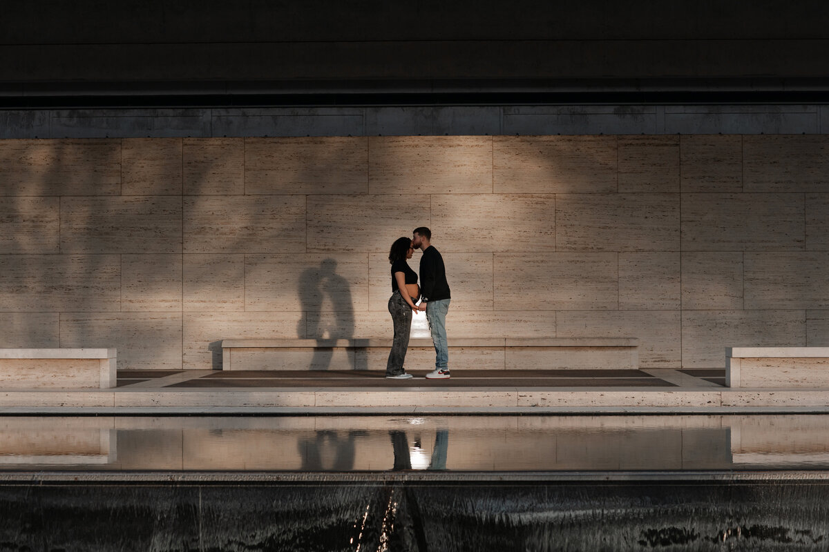kimbell-art-museum-maternity-session (118 of 122)