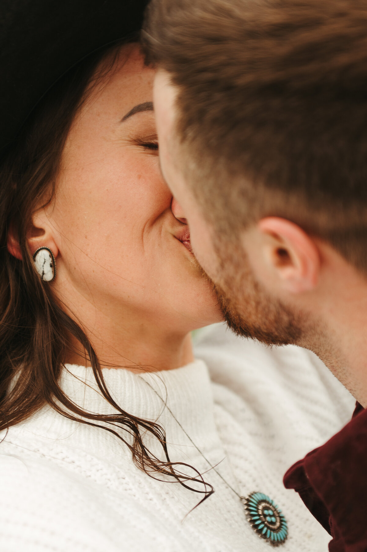 presley-gray-photo-montana-western-style-engagement-3879