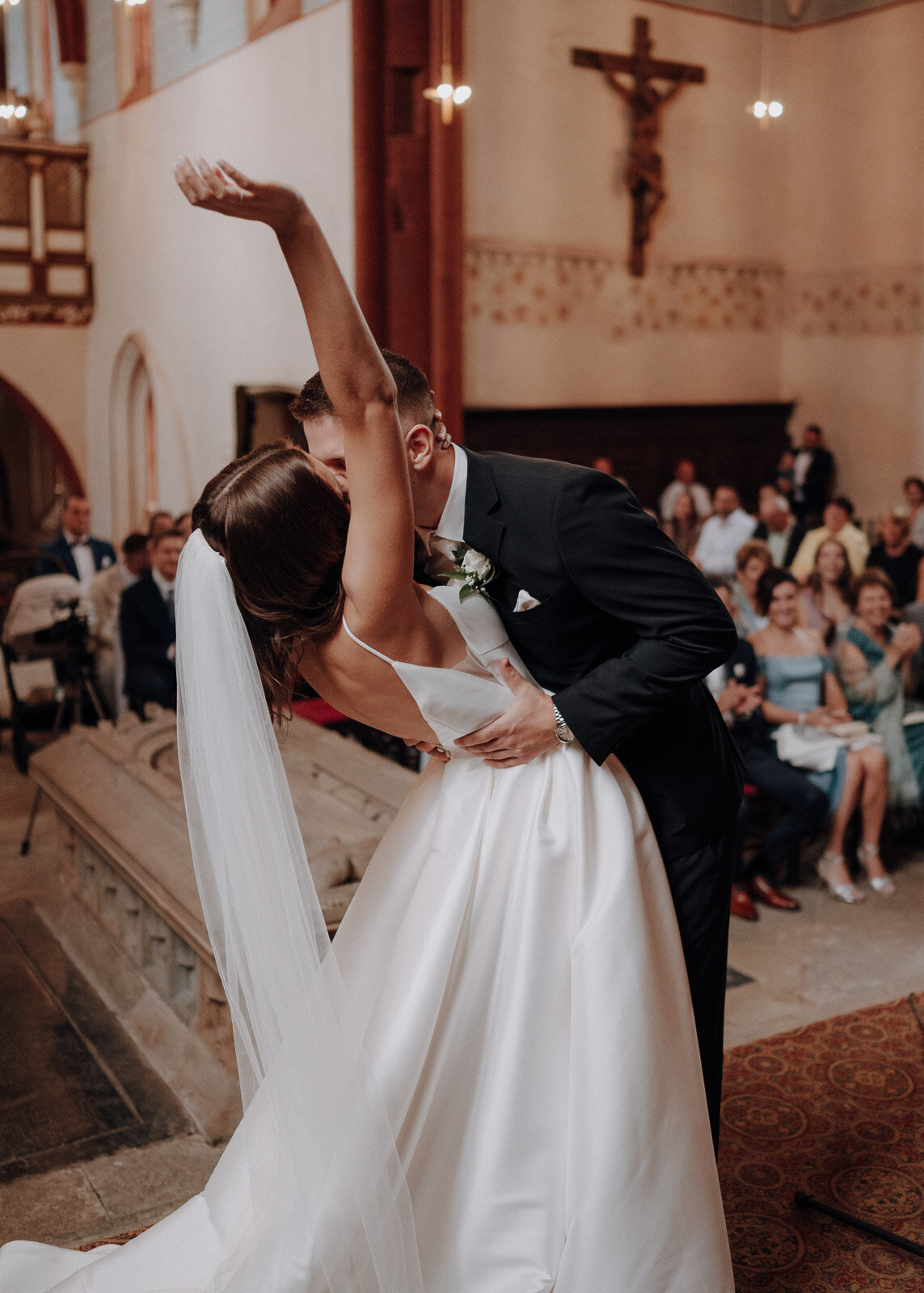 Hochzeit-elegant-KlosterAltenberg22