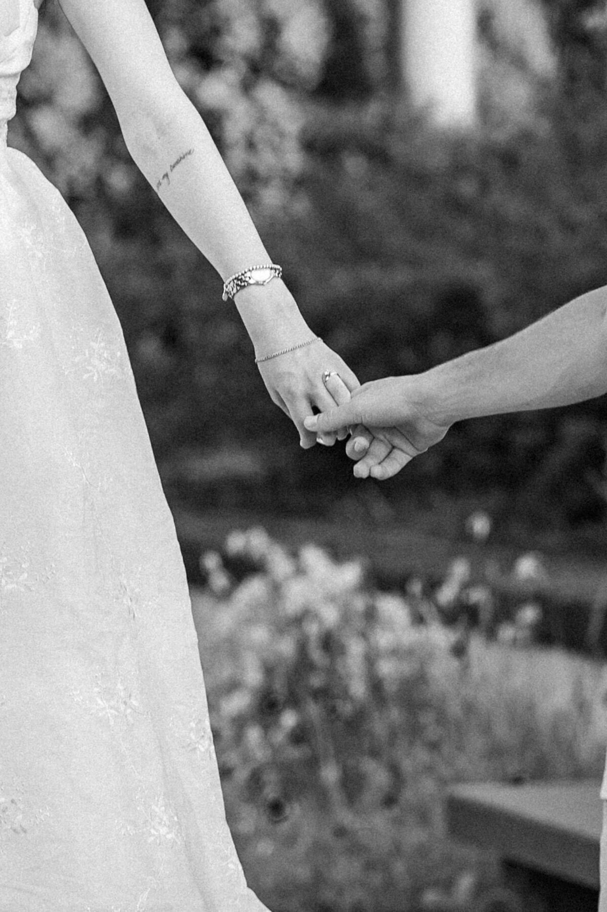abby_ian_engagement_reynolda_gardens_ejp-76