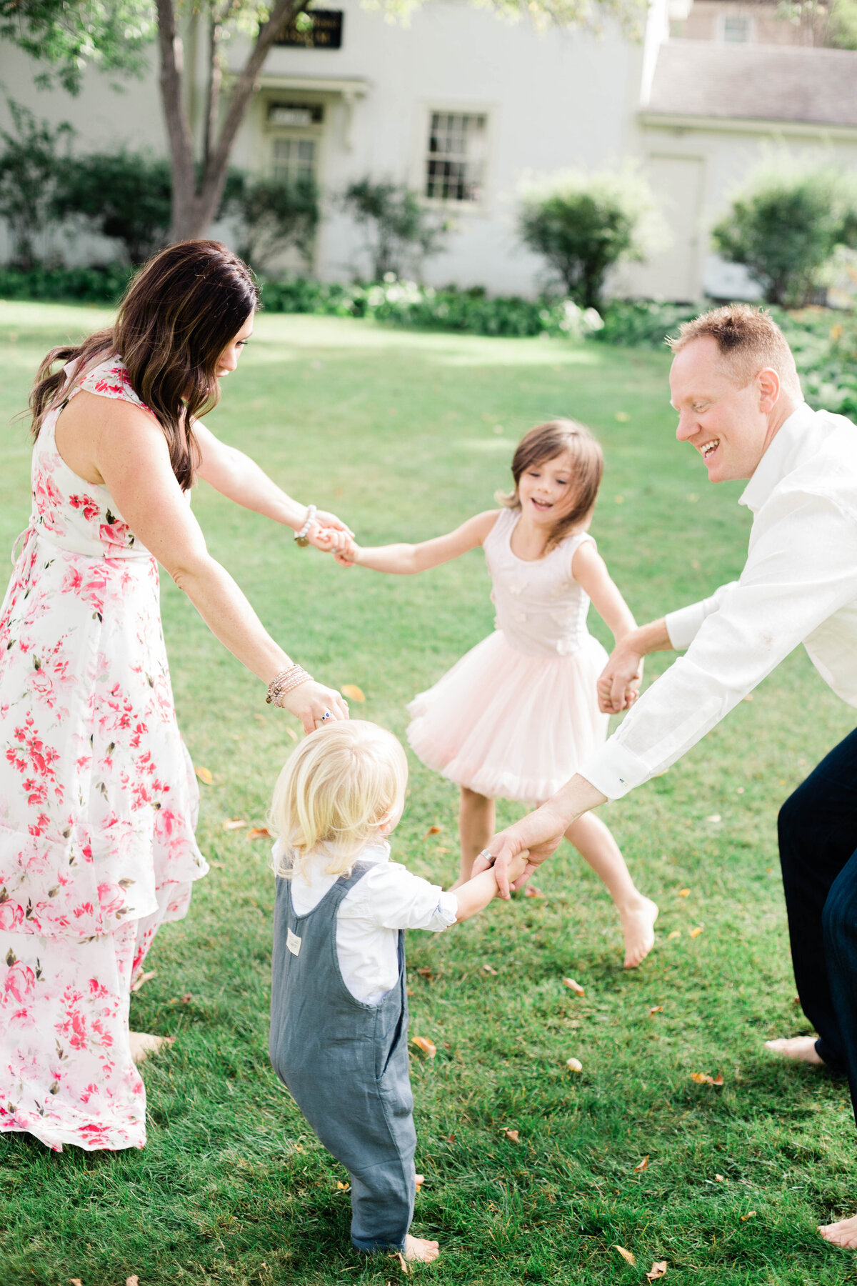 BUYE FAMILY 2020, JENNY LOEW PHOTOGRAPHY, FALL MINI SESSION, OCTAGON HOUSE-64