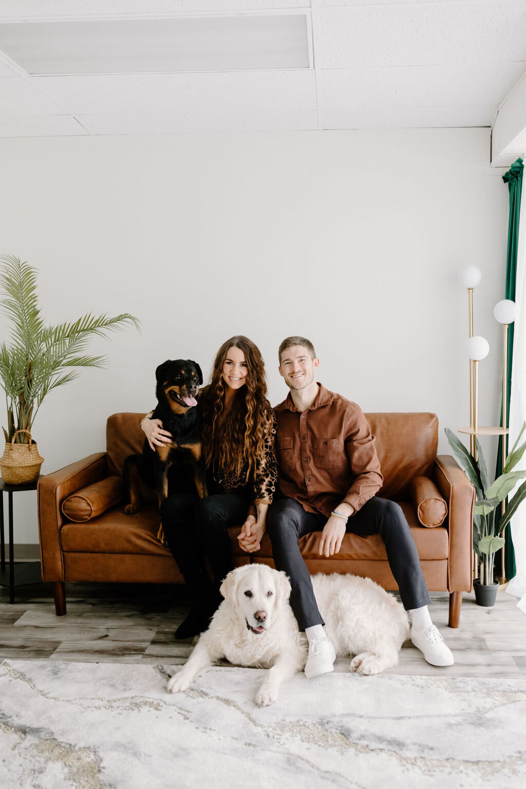 christina_ney_photography_wedding_engagement_lifestyle_photographer_dubuque_iowa_wedding_planning_assistance_adventurous_bold_laidback Family Photography3