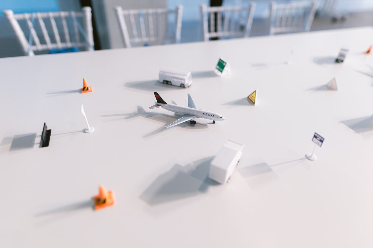 Axel's Airplane Birthday 013