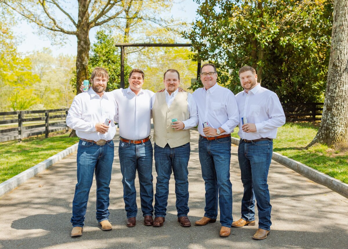 groomsmen-wedding-venue-north-georgia-lewallen-farms