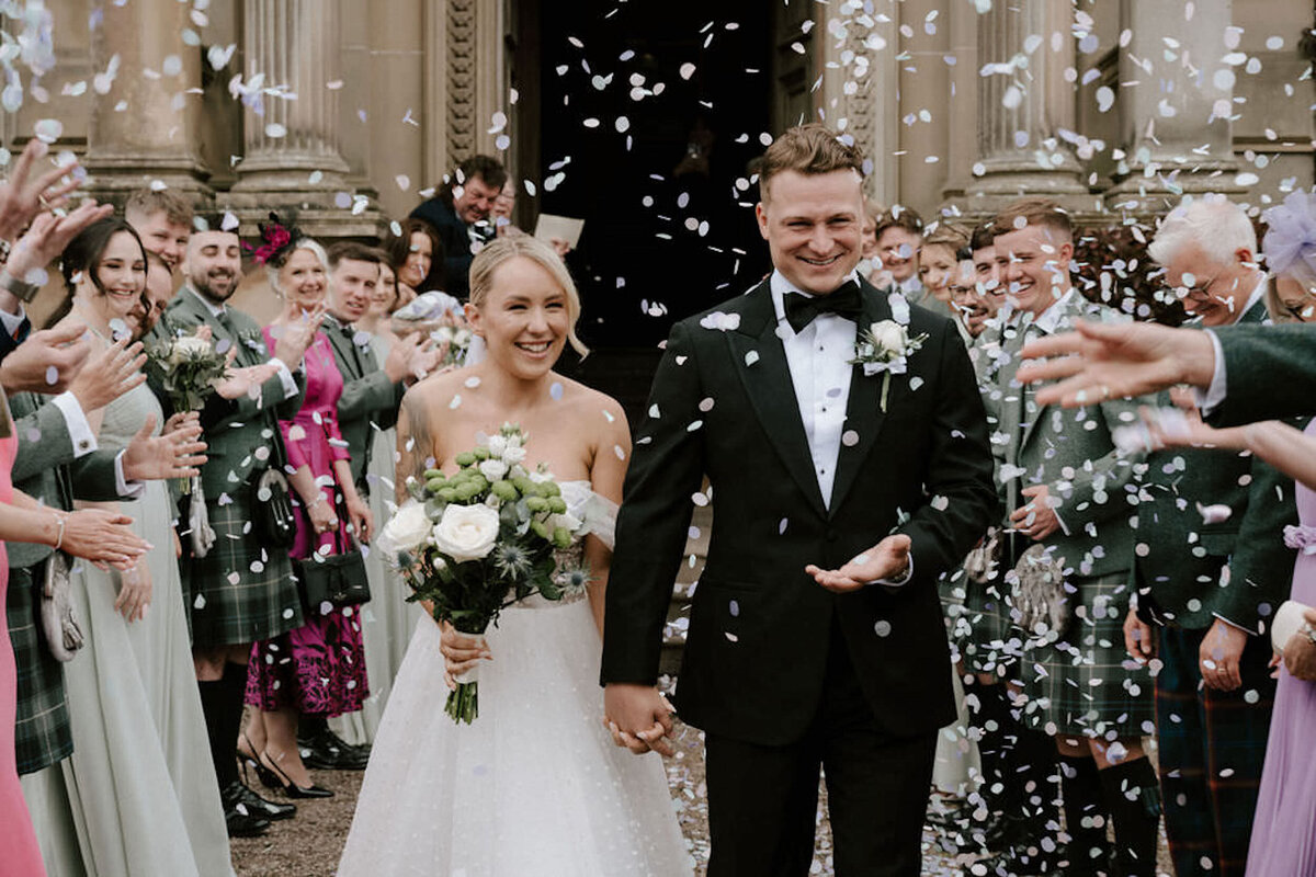 Nicola-Campbell-Timeless-Wedding-Photographer-Scotland-Errol-Park-Siobhan&Cameron-35