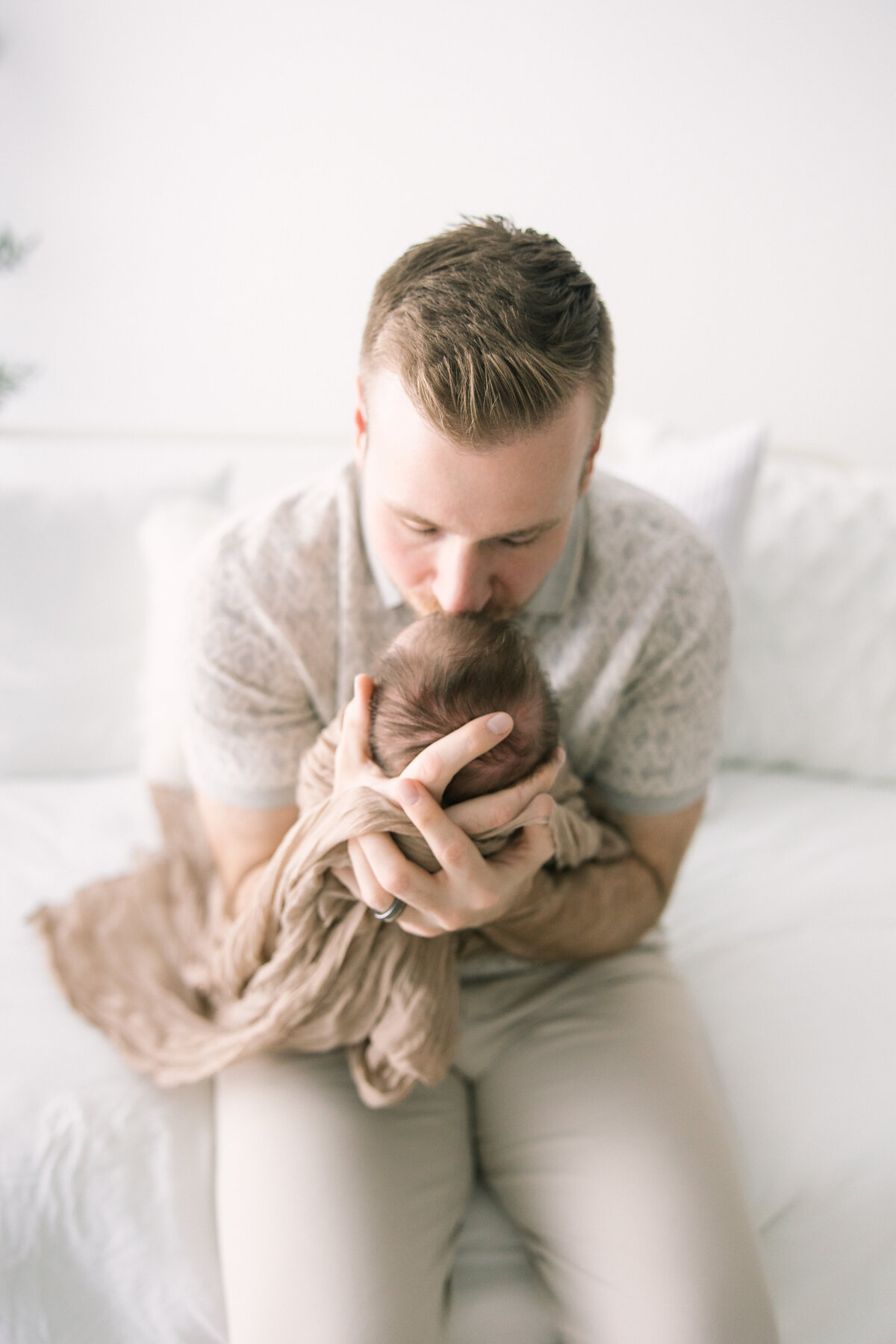 The Larry Family | Newborn-0010