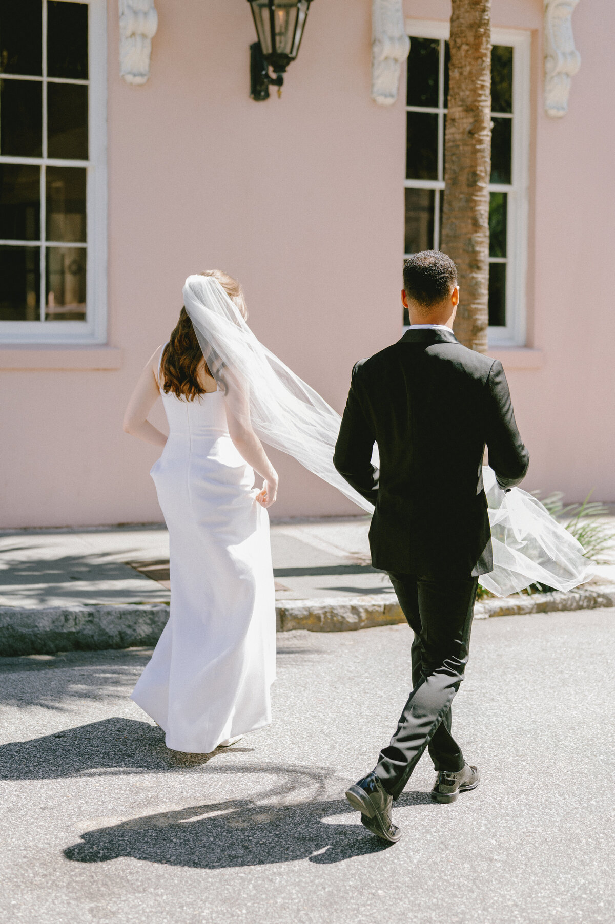 Lizzie Baker Photo _ Gibbes Museum Wedding _ Charleston Wedding Photographer _ Lowcountry Wedding _ Charleston Tented Wedding-25