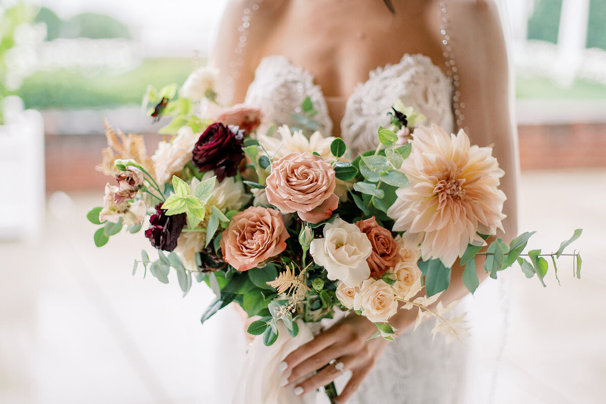 Kate Campbell Floral JC Chesapeake Bay Beach Club moody autumnal bouquet