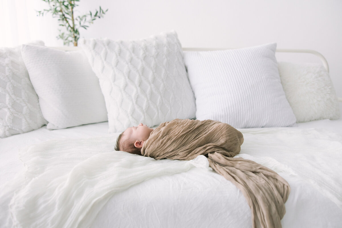The Larry Family | Newborn-0020