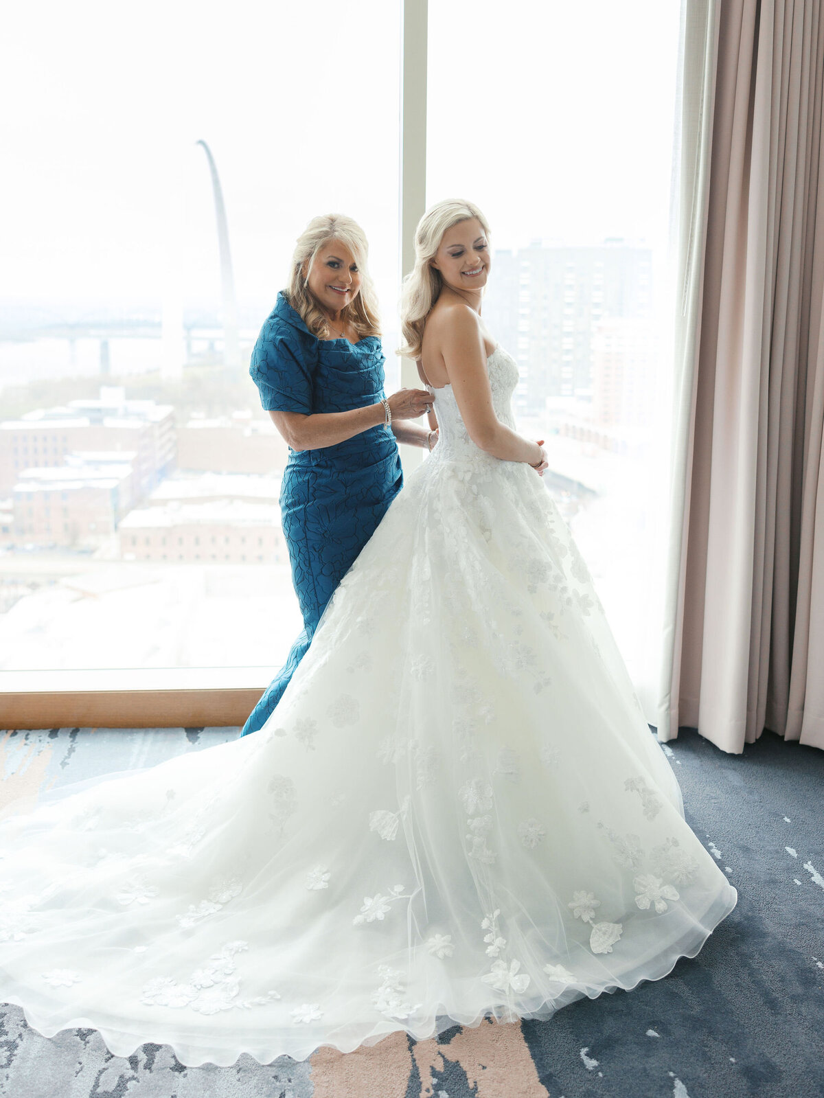 sarahharvey_ditostoweddingpreview414384