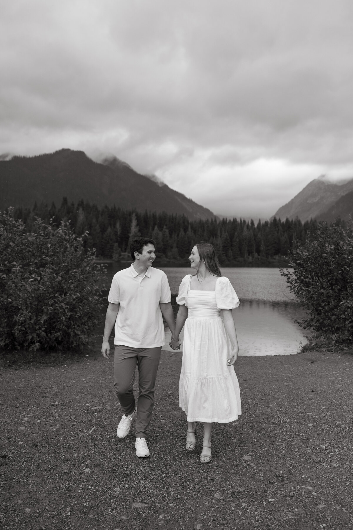 Engagement-Session-PNW-Gold-Creek-Pond-Washington-Couples-Photographer-Tessa-Marie-Collective