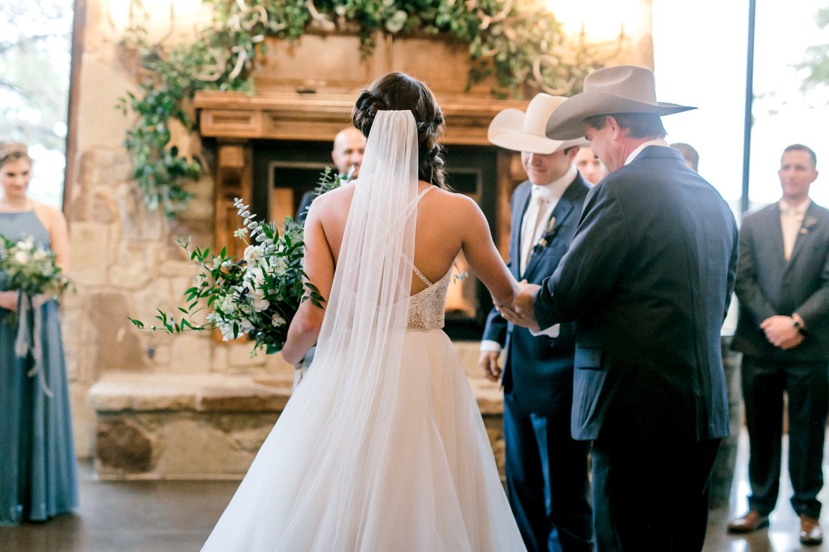 Hailey-and-Christian-Wedding-Day-by-Emily-Nicole-Photo-684
