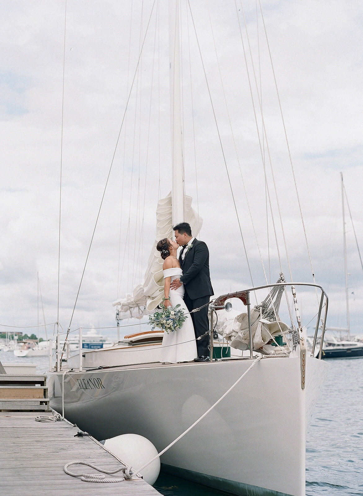Elopement_Sailboat_Wedding_Newport_RI548084_0010160CHilaryBPhotography