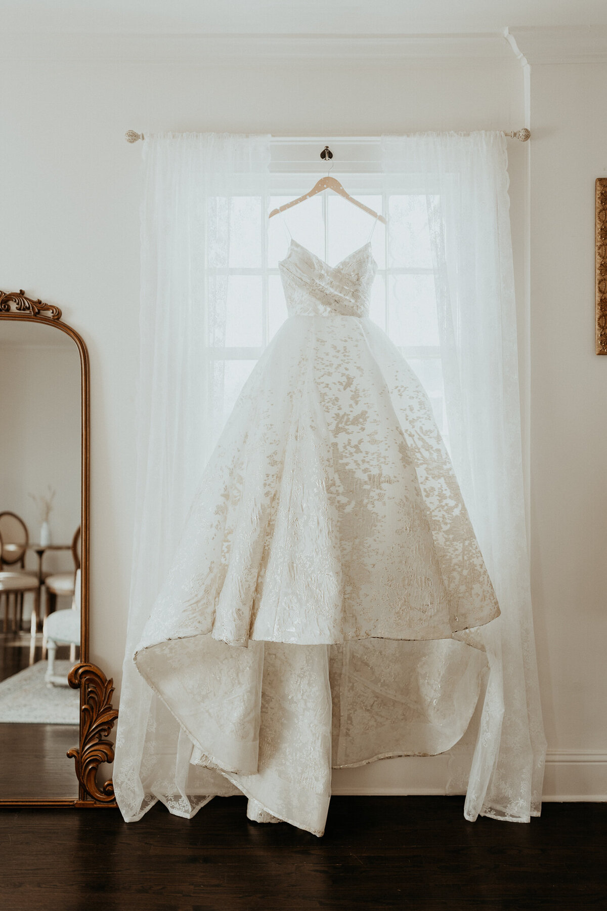 wedding-dress