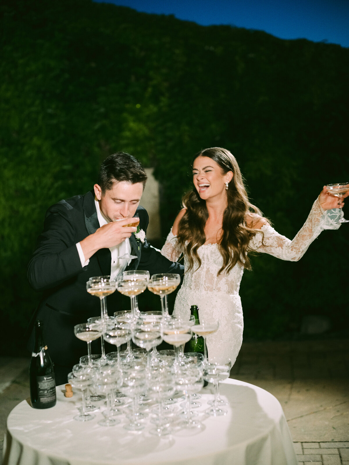 Ashley + John Viansa Sonoma Winery Wedding Cassie Valente Photography 782