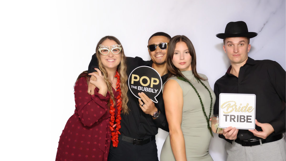 Build_Your_BestEvent_Guests_Taking_Photos_With_Photo_Booth