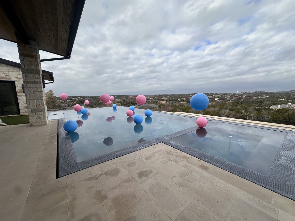 Austin - balloons -14