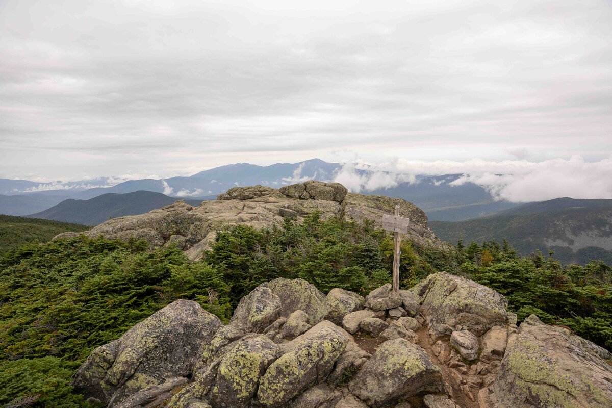 22_Meredith Ewenson Women's Group Hiking Trip_White Mountains New Hampshire_Appalachian Mountain Club_Hut to Hut_October 2025