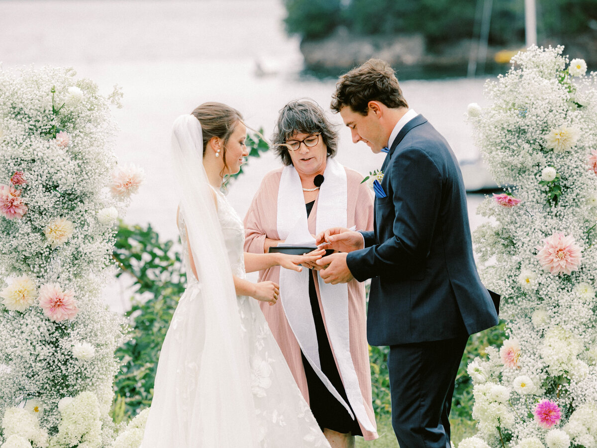 Vermont-Luxury-Wedding-Photographer-Ceremony_225