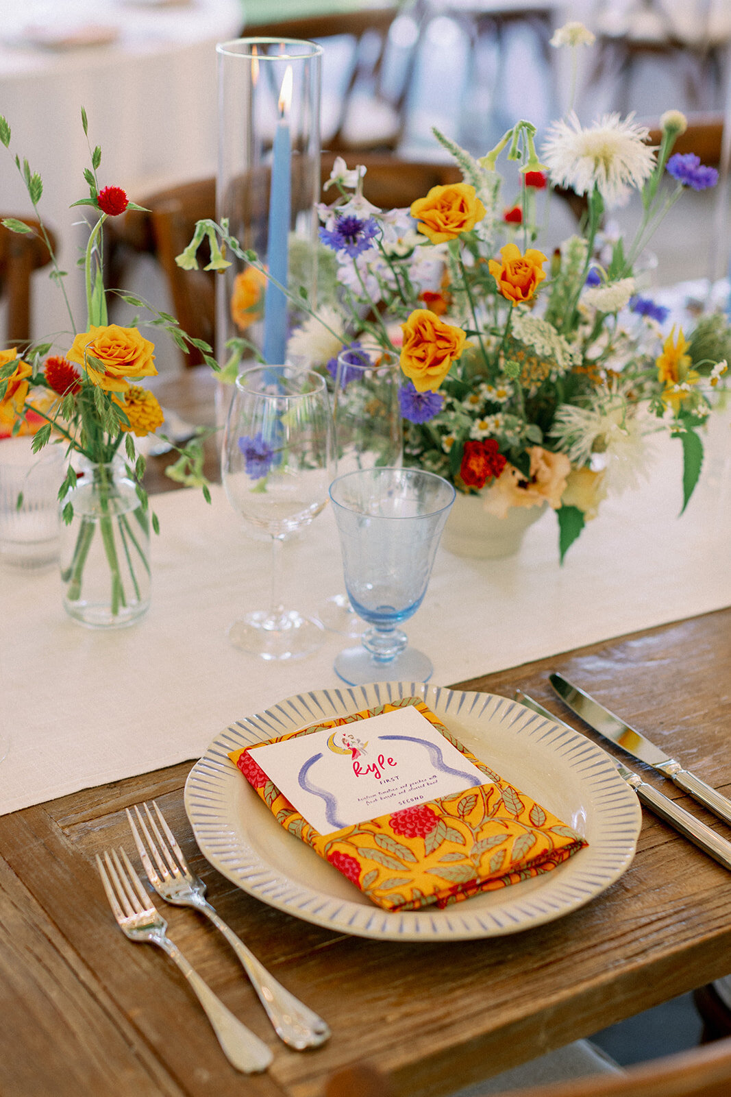 Verve-Event-Co-Inns-of-Aurora-Colorful-Summer-Wedding-Table (1)